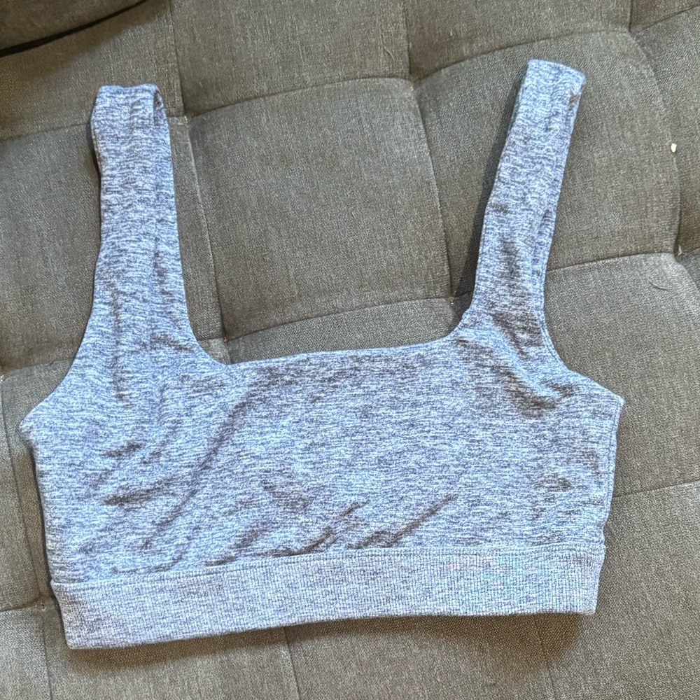 Gap fit sports bra NWOT